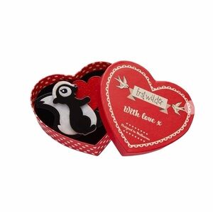 Erstwilder Stinkin' Cute  Skunk Heart Brooch Pinup Retro